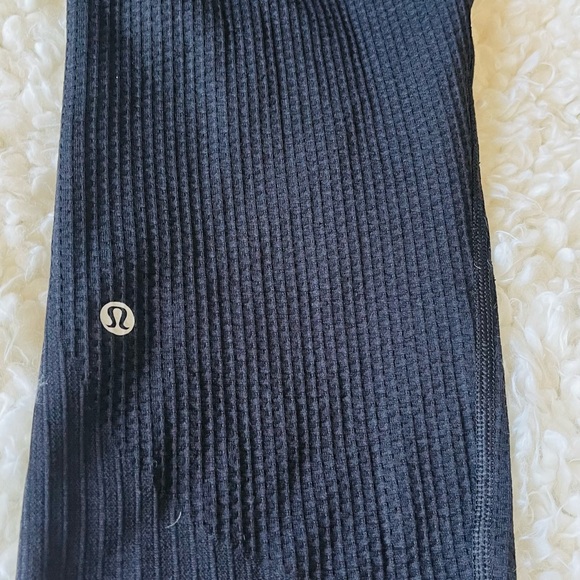 Lululemon jogger pants, size 6 - Picture 4 of 5